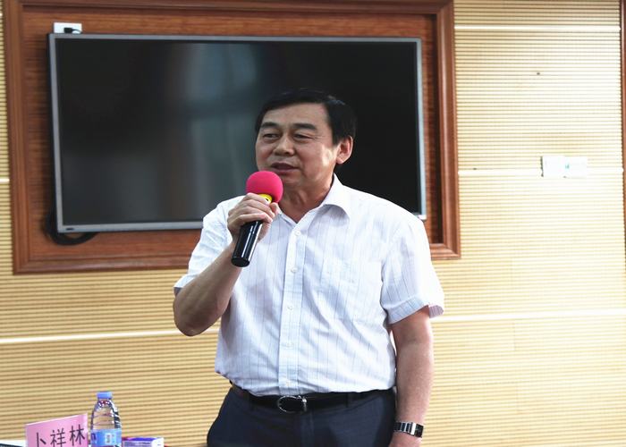 專家引領，以研促教，促進學校優質發展——我校區級三項課題開題暨一項課題結題報告會如期舉行